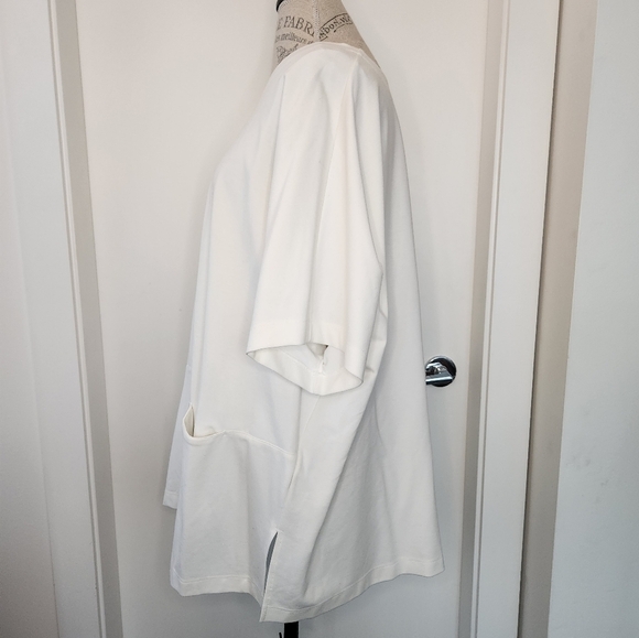 Toni T white dress top - Picture 2 of 11